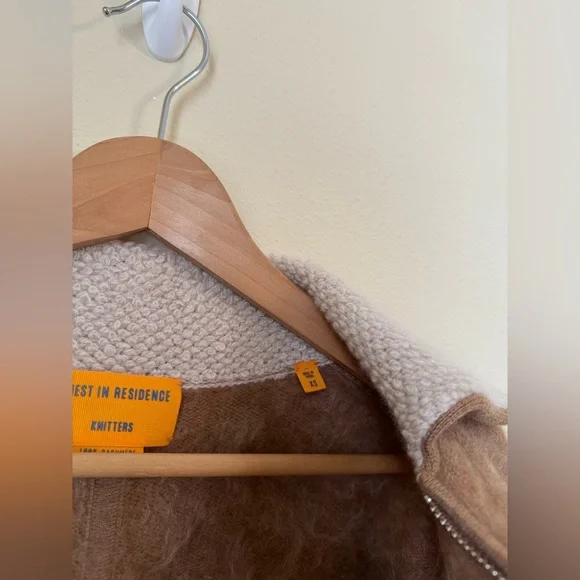 Guest In Residence Grizzly Jacket 100% Cashmere Almond Oatmeal XS - Picture 5 of 9